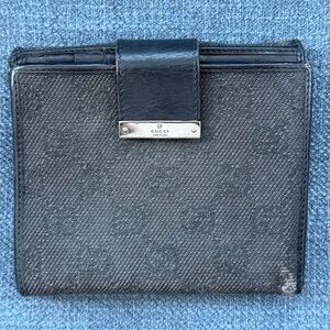 Gucci Textured Black Men's Wallet